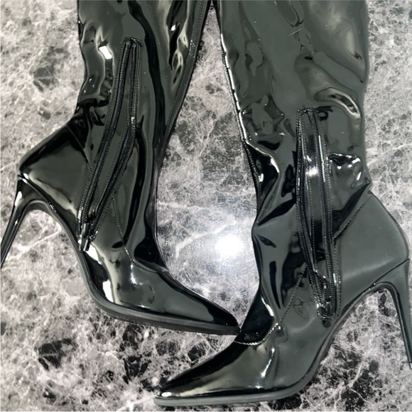 NWOB Steve Madden Stiles Tall Boot Size: 8 - Picture 9 of 10